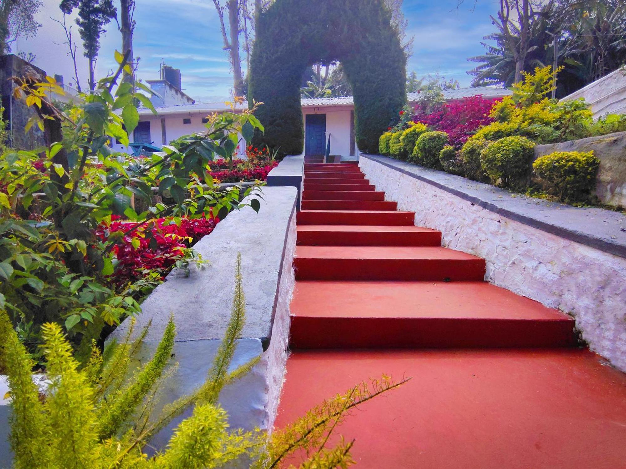 7 Roads Resort 50Mts To Lake Kodaikanal Exterior photo
